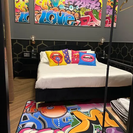 One Of One Experiences - Art Guest house Rome