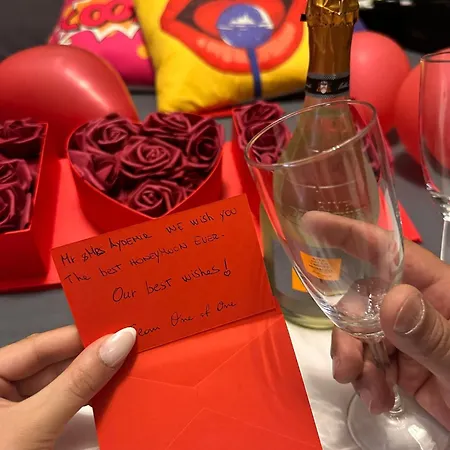 One Of One Experiences - Art Guest house Rome